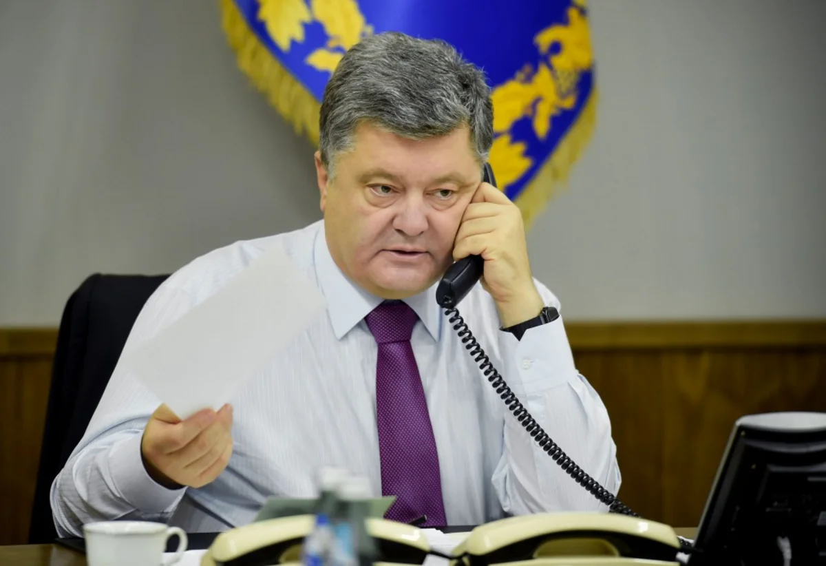 Петро Порошенко позвонил Ильхаму Алиеву