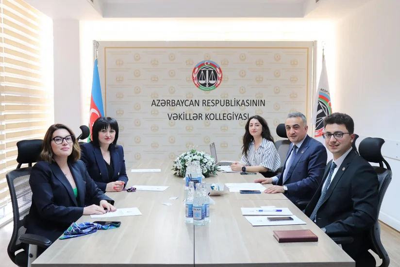 Amerika Hüquq Məktəbi ilə Vəkillər Kollegiyası arasında anlaşma memorandumu imzalanıb