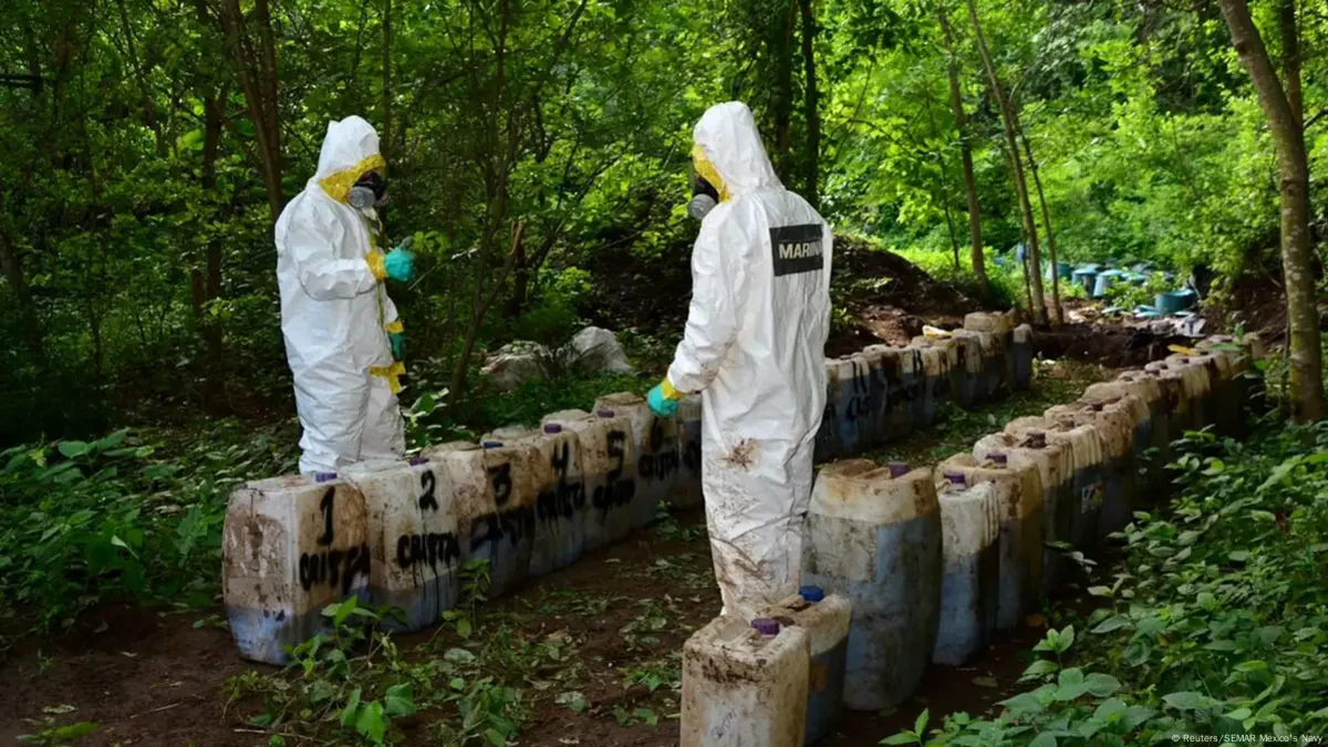 Meksikada gizli laboratoriyalarda 42 ton metamfetamin ələ keçirilib