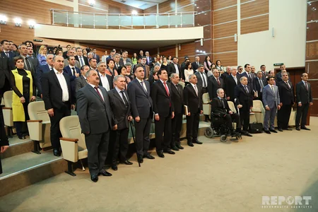 Əmək və Əhalinin Sosial Müdafiəsi Nazirliyində “Milli Qəhrəmanlarımız” kitabının təqdimatı olub