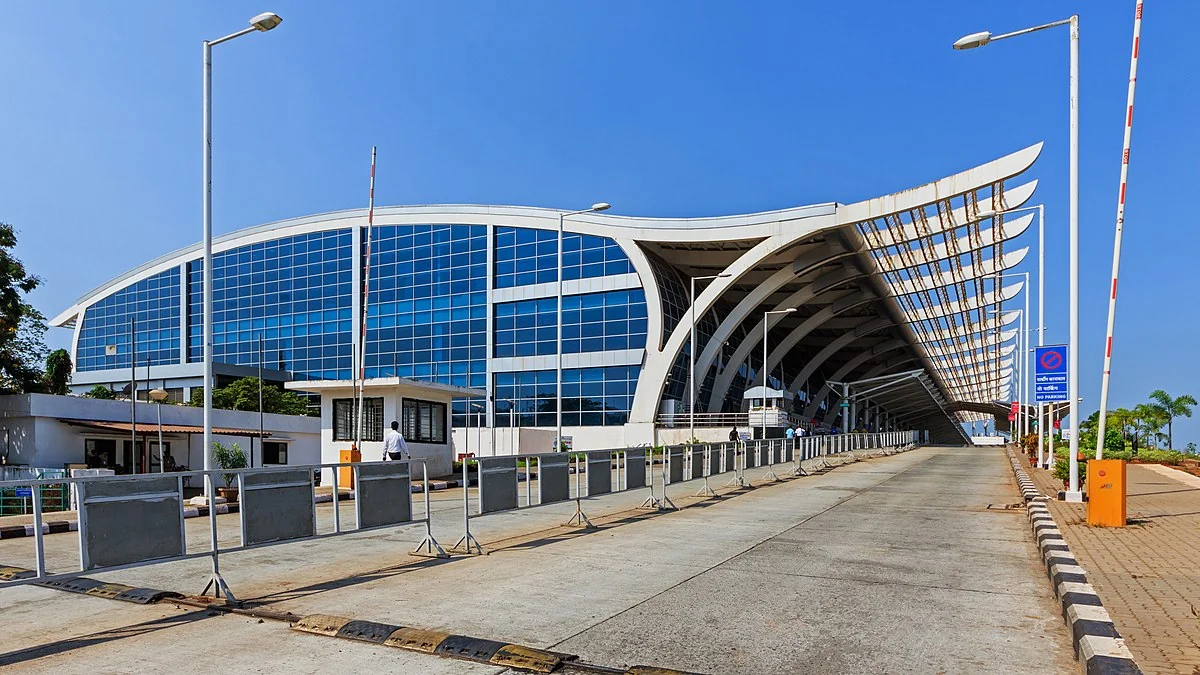 Hindistanda aeroport bomba xəbərinə görə döyüş hazırlığı vəziyyətinə gətirilib