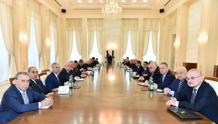 Prezident İlham Əliyevin sədrliyi ilə Nazirlər Kabinetinin iclası keçirilib