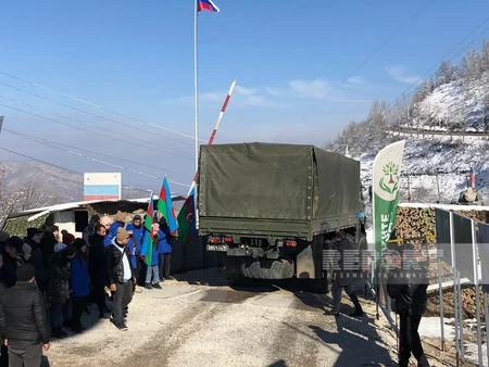 Сегодня по дороге Ханкенди-Лачын беспрепятственно проехали 24 автомобиля миротворцев