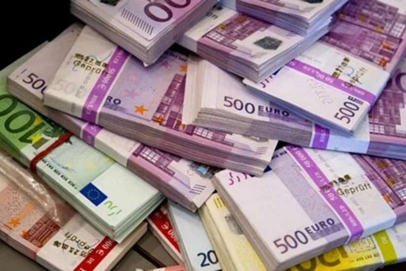 Avronun ucuzlaşması Avropa avtomobillərinin ucuzlaşmasına səbəb olacaq