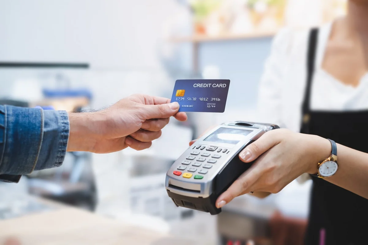CBA: Number of contactless payment cards close to 5M