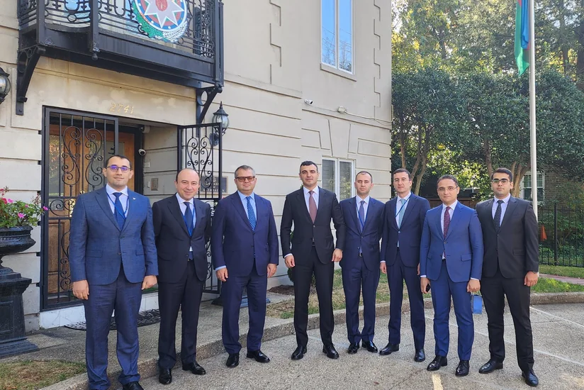 Mərkəzi Bankın sədri Azərbaycanın ABŞ-dakı səfirliyini ziyarət edib