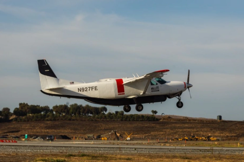 Cargo plane flies with no pilot on board for first time