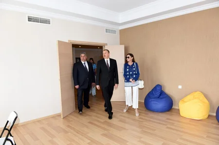 ​Prezident İlham Əliyev birinci Avropa Oyunlarının Atletlər və Media kəndlərinin açılışlarında iştirak edib