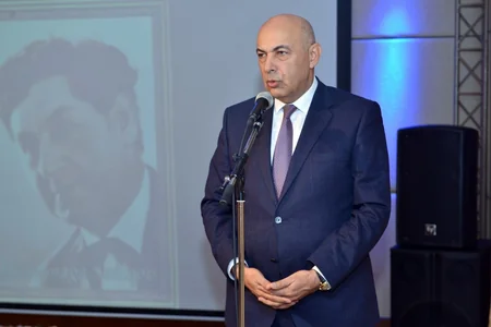 Xalq artisti Hüseynağa Sadıqovun xatirə gecəsi keçirilib