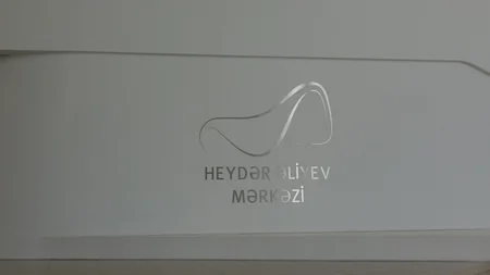 FHN-in Əsaslı Tikinti İdarəsinin əməkdaşları Heydər Əliyev Mərkəzində olublar