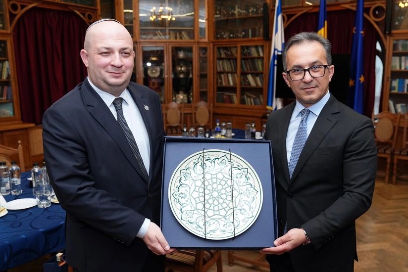 Komitə sədri Yəhudi İcmaları Federasiyasının prezidenti ilə görüşüb