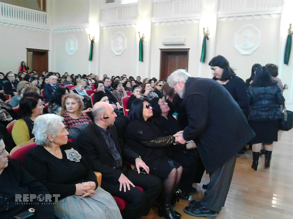 В Баку проходит церемония прощания с известным композитором - ФОТО