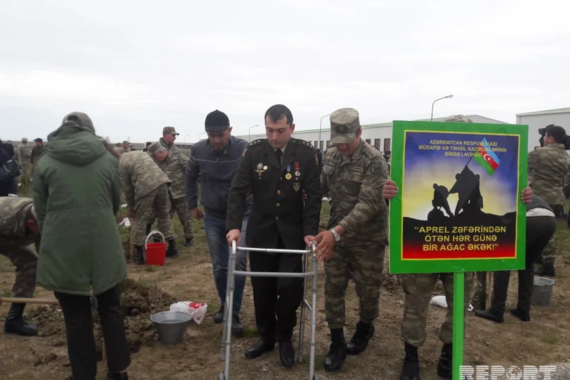 Müdafiə və Təhsil nazirlikləri Aprel zəfərindən ötən hər günə bir ağac əkək” devizi altında tədbir keçirib