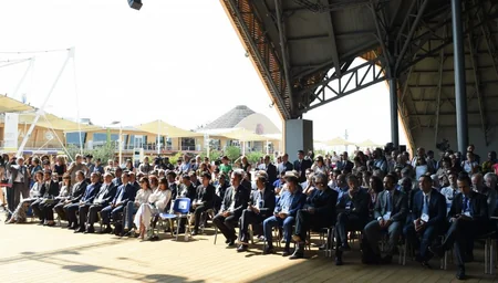 İlham Əliyev “Milan Expo 2015” sərgisində dövlət bayraqlarının qaldırılması mərasimində iştirak edib