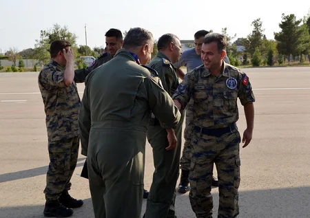 Представители ВВС Турции, участвующие в учениях TurAz Qartalı-2017, прибыли в Азербайджан - ВИДЕО