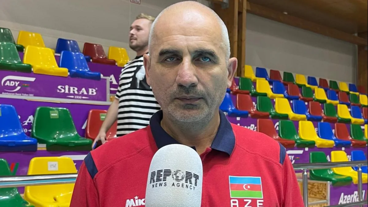 Azərbaycan millisinin baş məşqçisi: Final mərhələsinə yüksəlməliyik