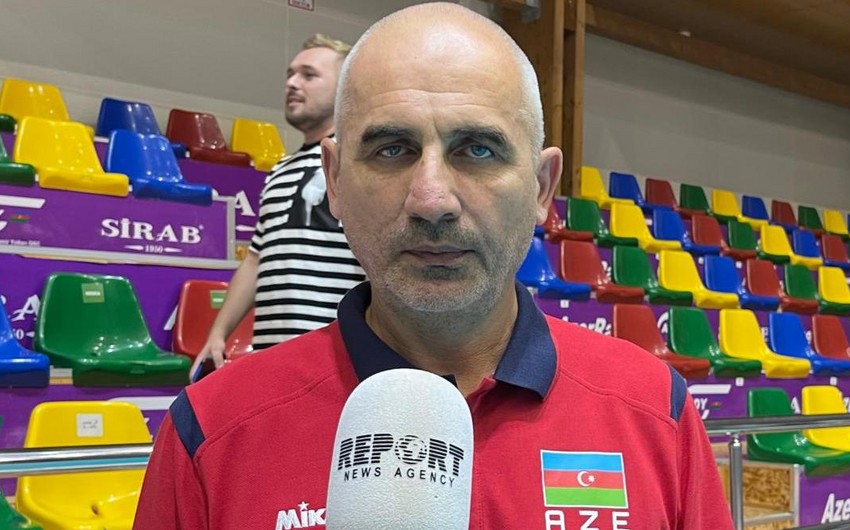 Azərbaycan millisinin baş məşqçisi: Final mərhələsinə yüksəlməliyik