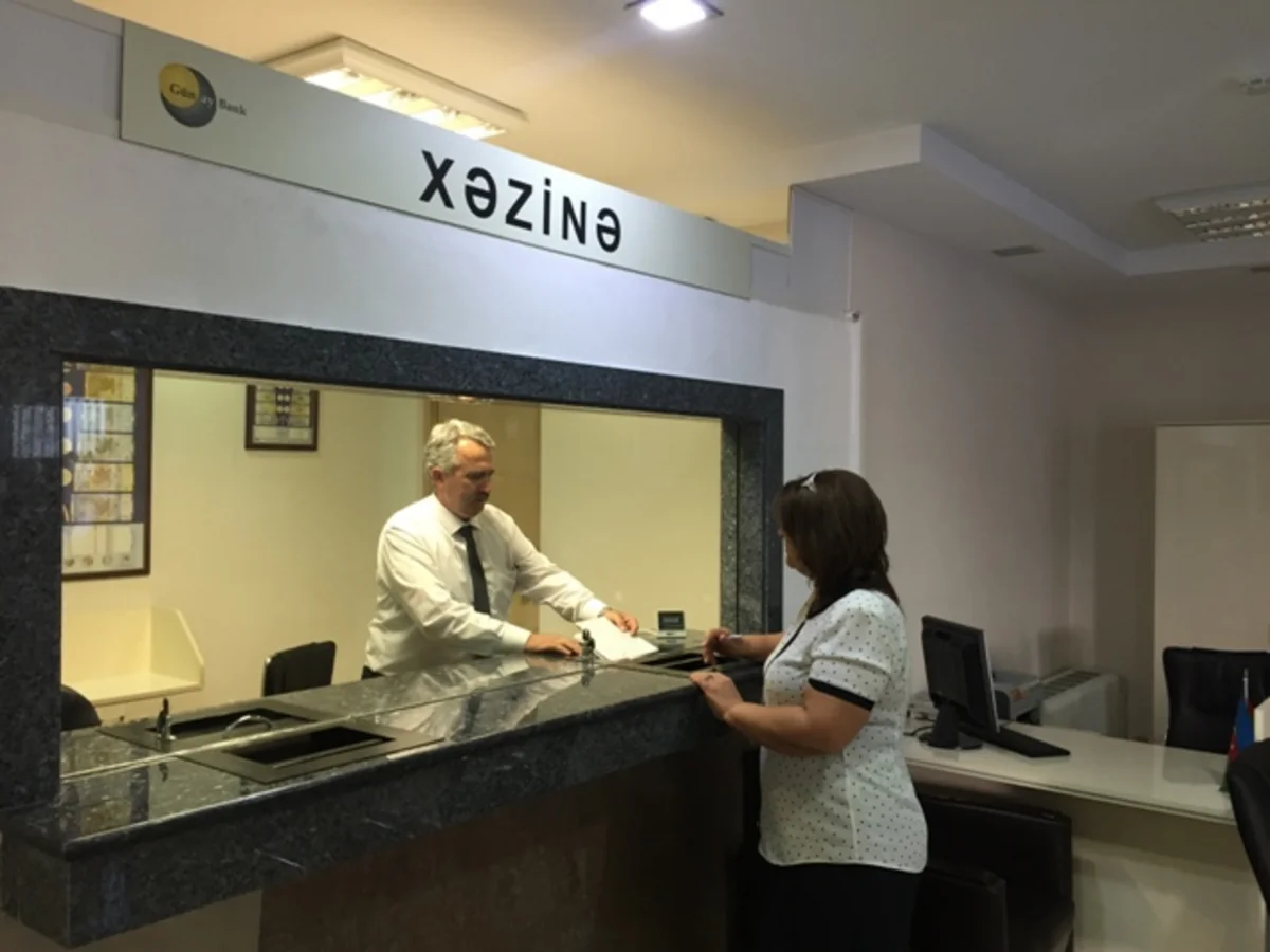 Günaybank bağlanan banklarla konsolidasiyadan imtina edib