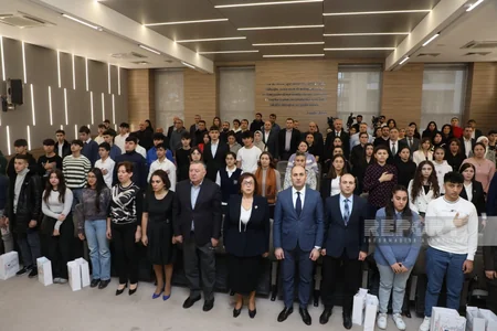 DİM-də şəhid övladları ilə görüş keçirilib