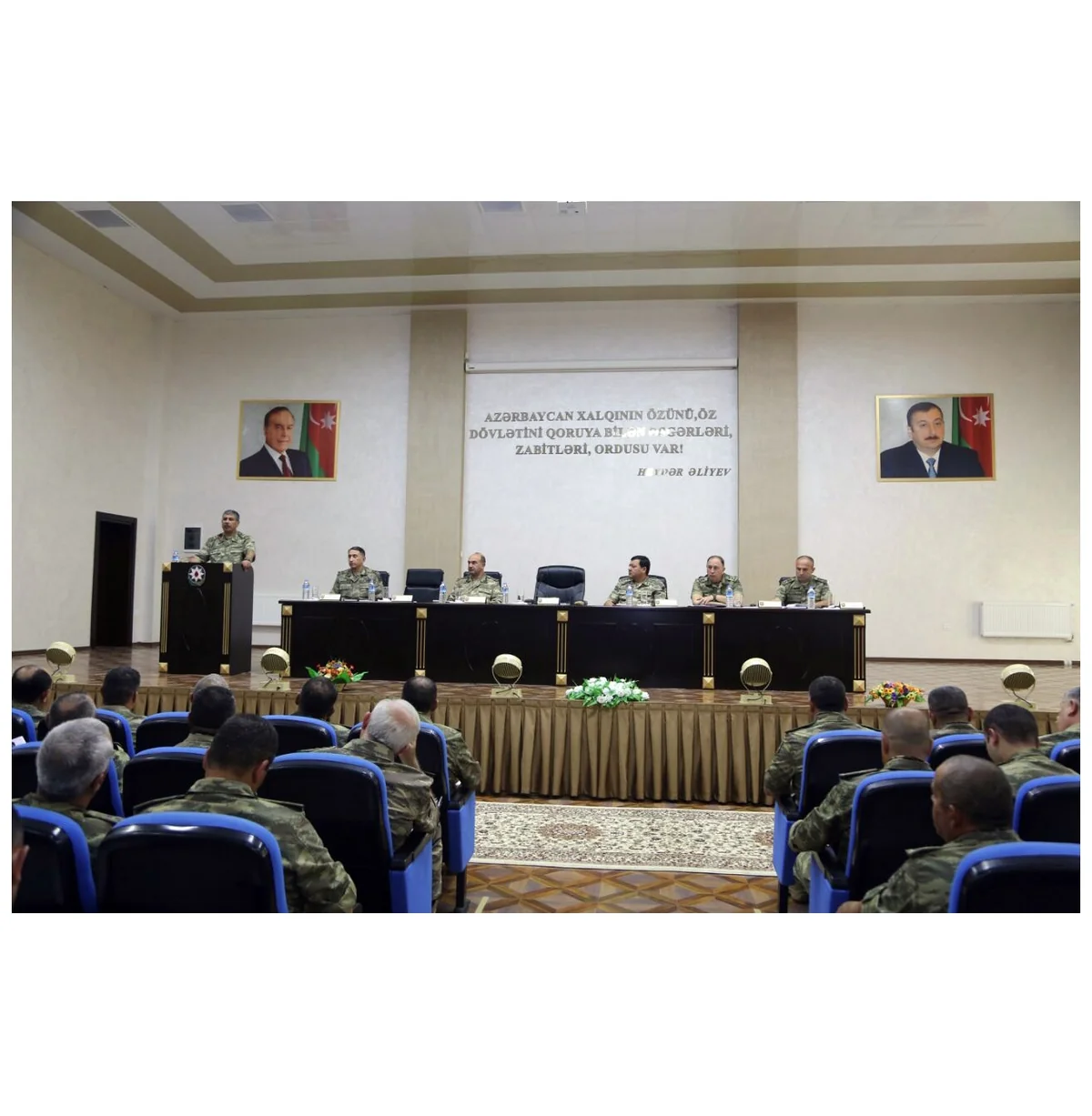 Zakir Hasanov gives specific instructions to commanders to cause enemy most serious losses