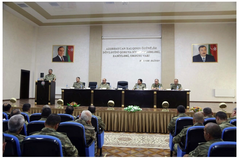 Zakir Hasanov gives specific instructions to commanders to cause enemy most serious losses