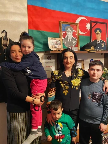 Ombudsman şəhid ailələrini ziyarət edib