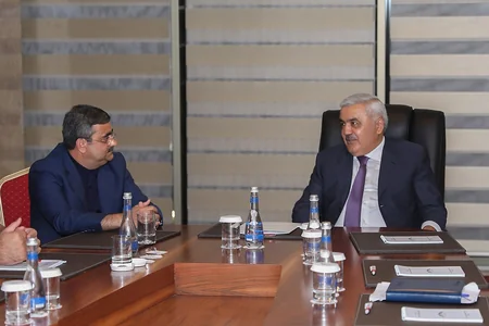 Rövnəq Abdullayev cüdo üzrə Azərbaycan millisinin üzvləri ilə görüşüb