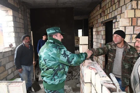 Elçin Quliyev Azərbaycan-Ermənistan dövlət sərhədində xidməti-döyüş fəaliyyətini yoxlayıb