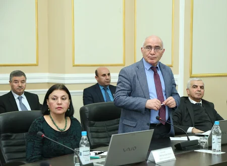 AMEA-da Heydər Əliyevin 100 illiyə ilə bağlı keçiriləcək tədbirlərin icra vəziyyəti müzakirə olunub