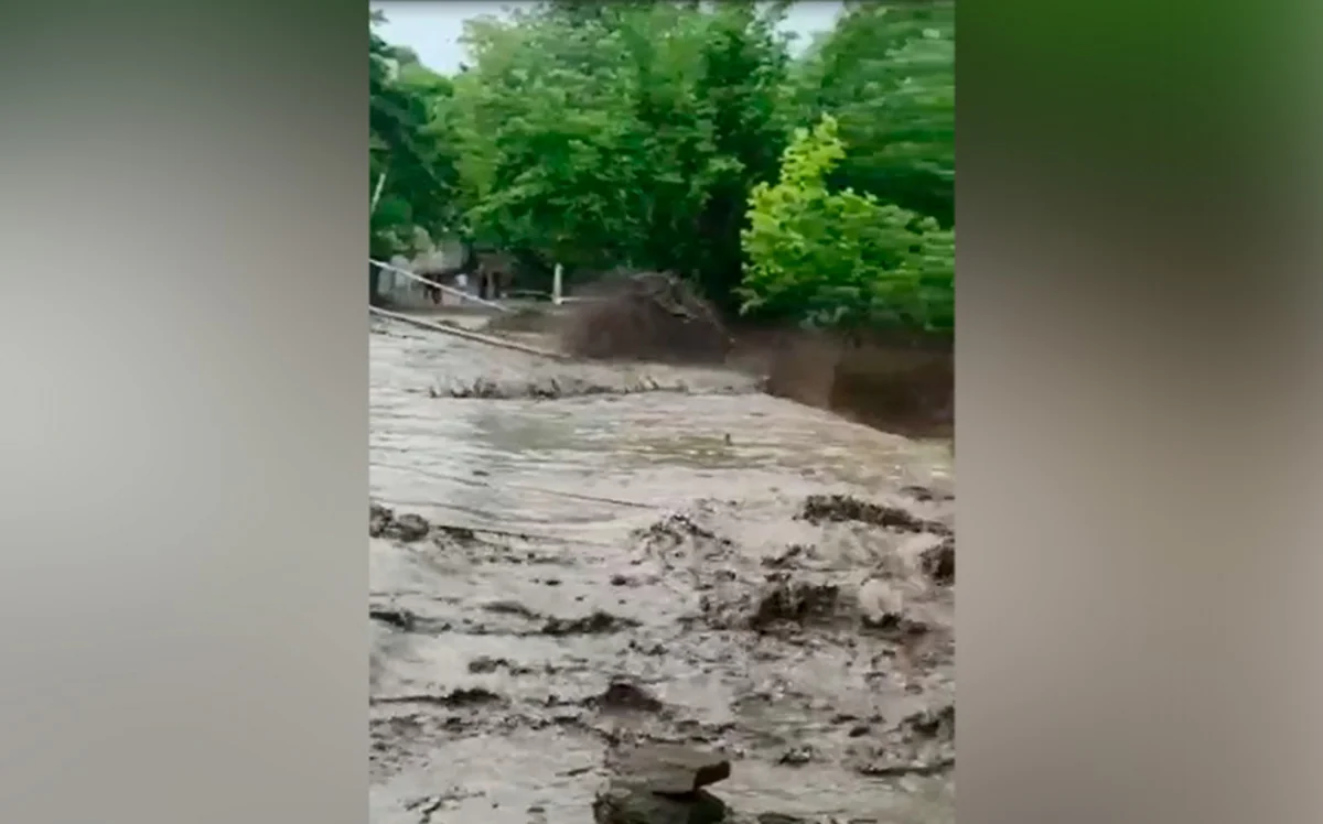 Göygöldə güclü sel qaz xətlərini sıradan çıxarıb