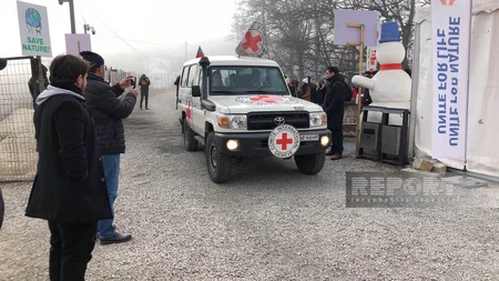 Bu gün Xankəndi-Laçın yolunda BQXK-nın avtomobilləri növbəti dəfə maneəsiz hərəkət edib - YENİLƏNİB 