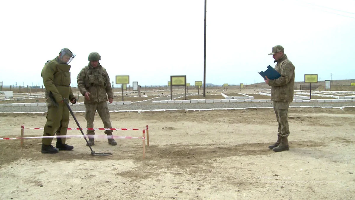 Военнослужащие Азербайджана и Турции проводят тактико-специальные занятия