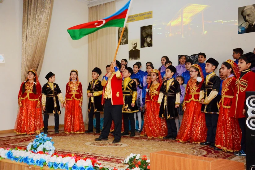 Bakı məktəblərində Beynəlxalq Ana Dili Günü qeyd olunub