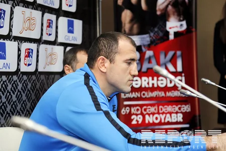 ​Məhəmmədrəsul Məcidov “ulduz xəstəliyi”nə yoluxması barədə deyilənlərə münasibət bildirib