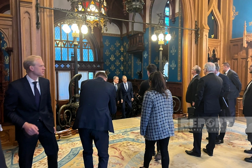 Meeting between Azerbaijani, Russian FMs gets underway