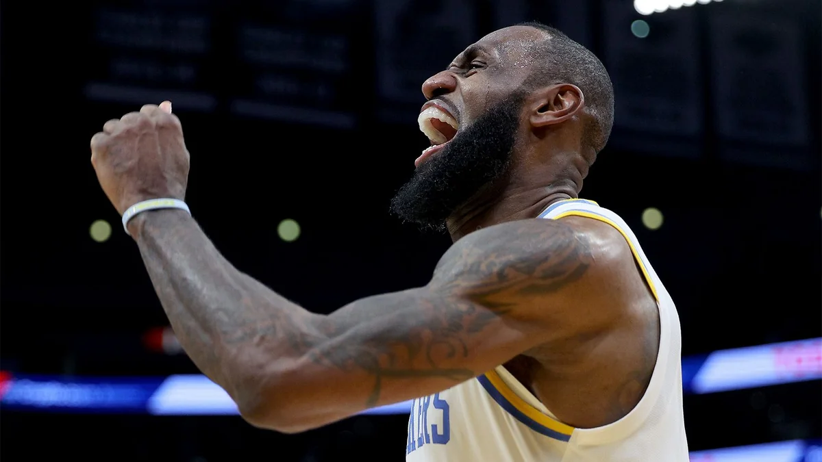 Lebron Ceyms yeni rekordla NBA tarixinə düşüb