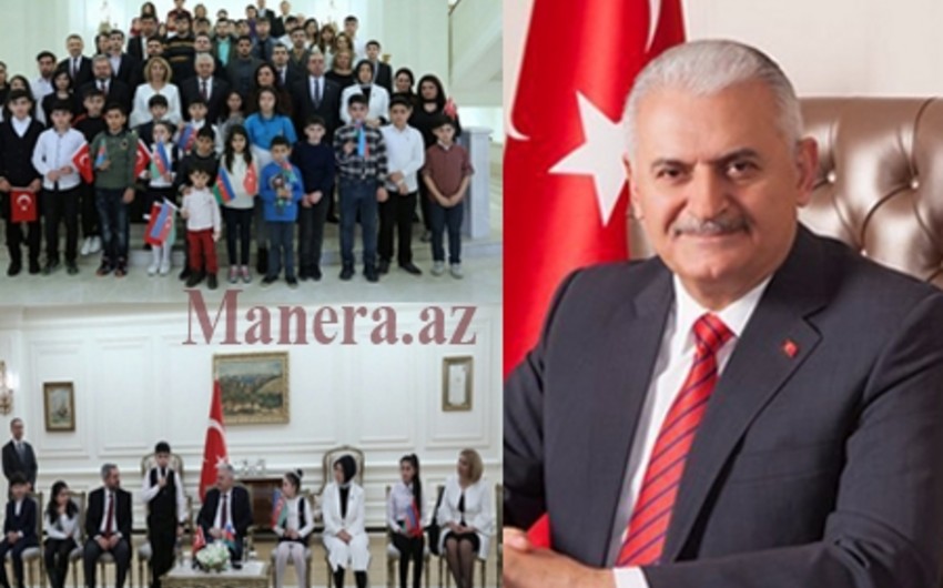 Binəli Yıldırım azərbaycanlı şəhid uşaqları ilə görüşüb