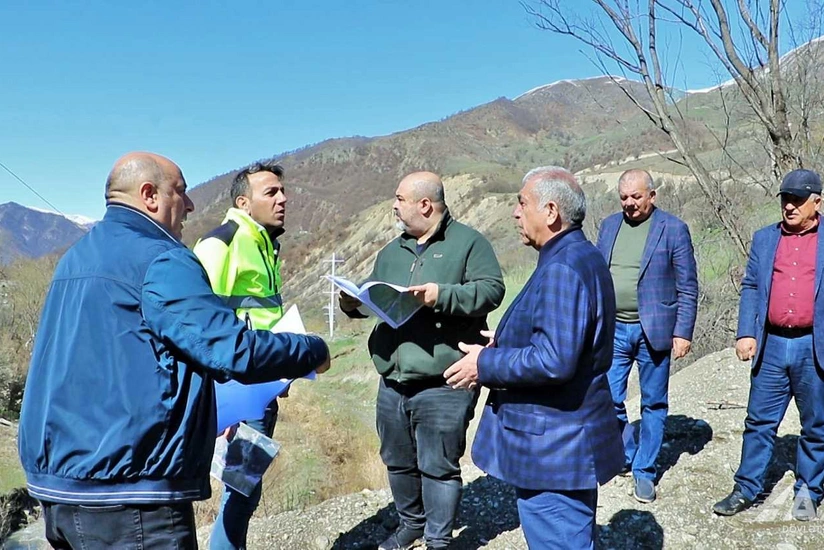 Saleh Məmmədov Qarabağdakı yol layihələrinə baxış keçirib