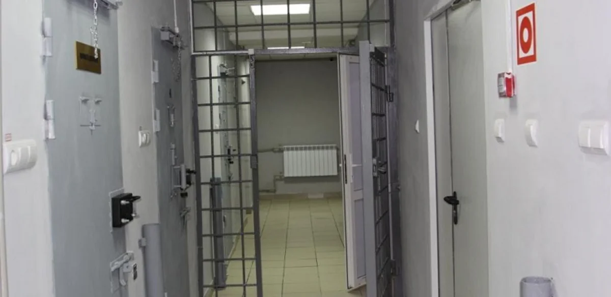 ​43 yaşlı Azərbaycan vətəndaşı Rusiyada həbsdən qaçıb