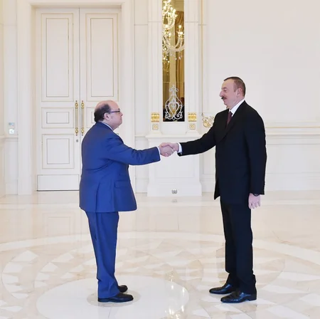 President Ilham Aliyev receives credentials of Ecuadorian and Chilean ambassadors
