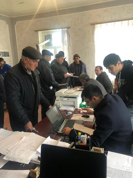 Şəmkirdə fermerlərə güzəştli şərtlərlə azot gübrəsi satılıb