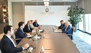 Mikayil Jabbarov meets president of Hungarian company MOL Group