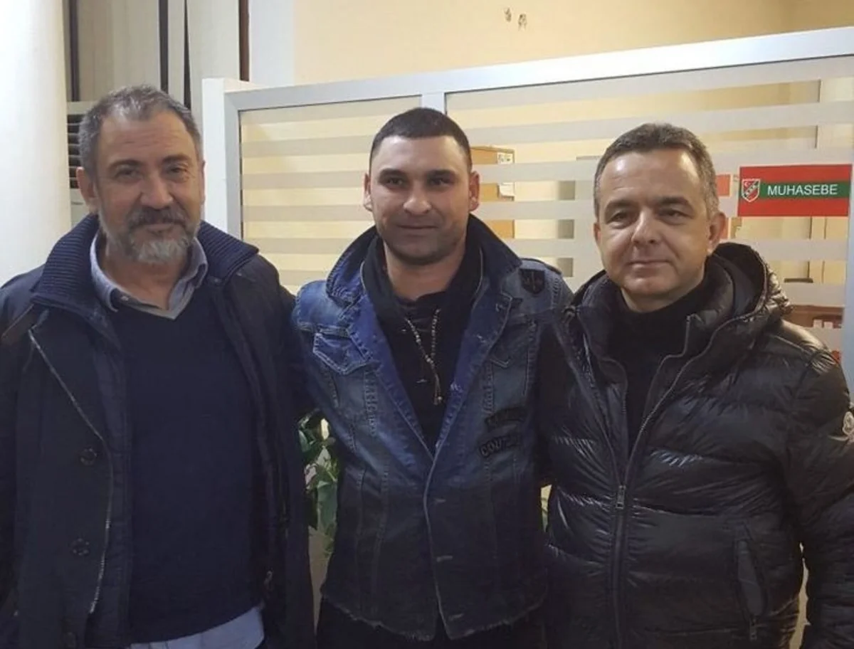 Azərbaycanlı futbolçuya borcunu ödəyən Türkiyə klubu FIFA-nın cəzasından qurtulub