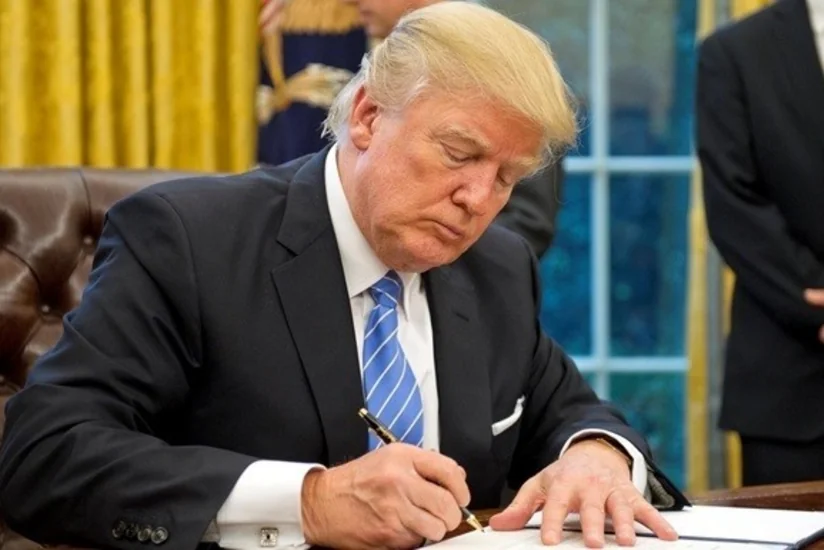 Trump instructs Navy to destroy Iranian gunboats harassing US ships