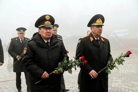 Zakir Hasanov visits Ata-Beyit National Historical and Memorial Complex in Bishkek