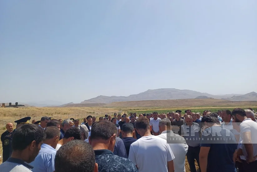 Naxçıvanda göldə batan şəxsləri xilas etməyə çalışarkən boğularaq ölən polis dəfn olunub