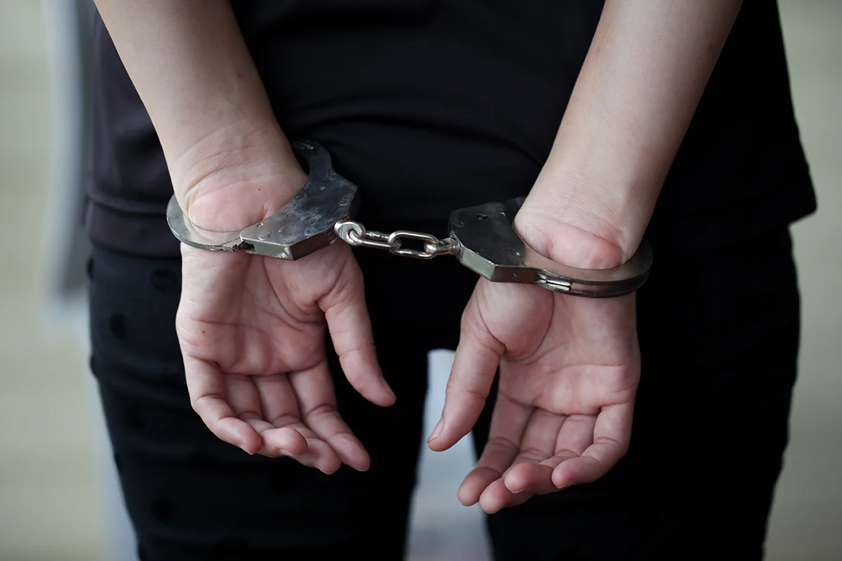 Bakıda qadın qohumunun evindən oğurluq edib