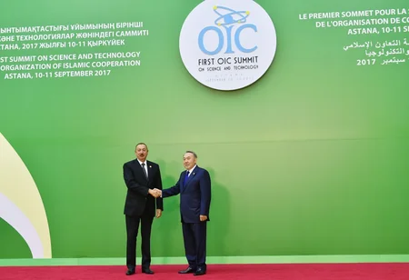 Prezident İlham Əliyev Astanada İƏT-in elm və texnologiya üzrə birinci Sammitində iştirak edir