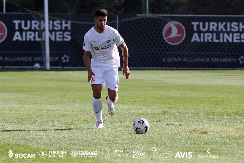 Renat Dadaşovun komandası Neftçinin müdafiəçisini istəyir