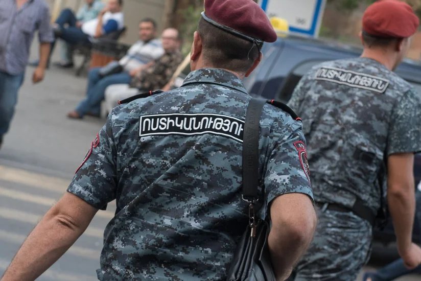 İrəvanda narkotiklərin qanunsuz dövriyyəsi ilə məşğul olan cinayətkar qrupun 6 üzvü həbs edilib